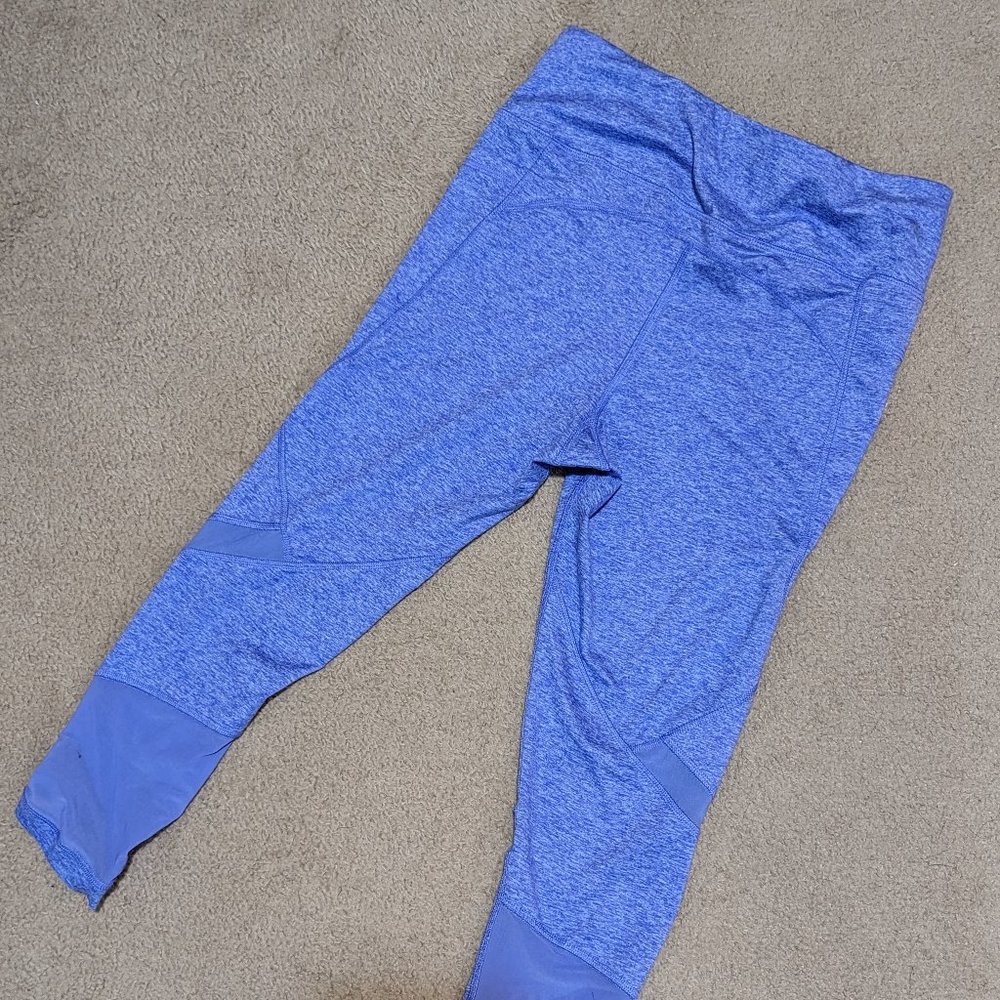 Ladies  Avia workout capris